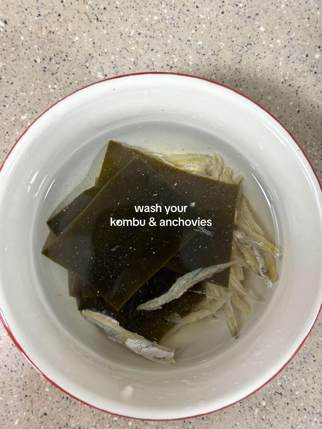 How to make Korean Kalguksu noodle soup with anchovy broth and dumplings