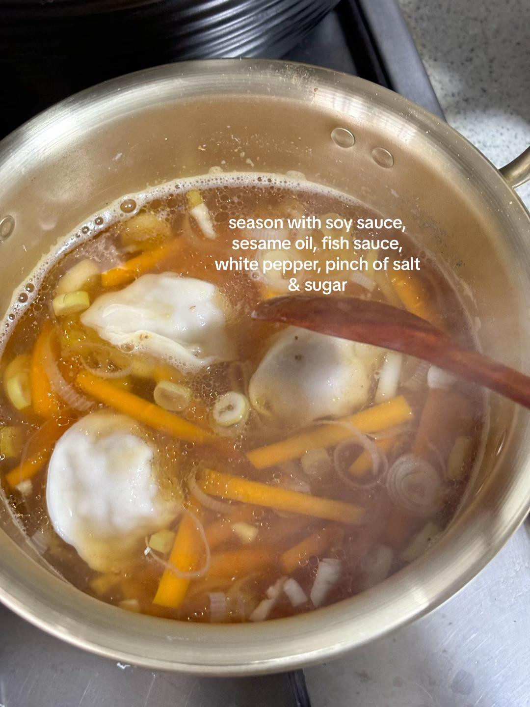 How to make Korean Kalguksu noodle soup with anchovy broth and dumplings