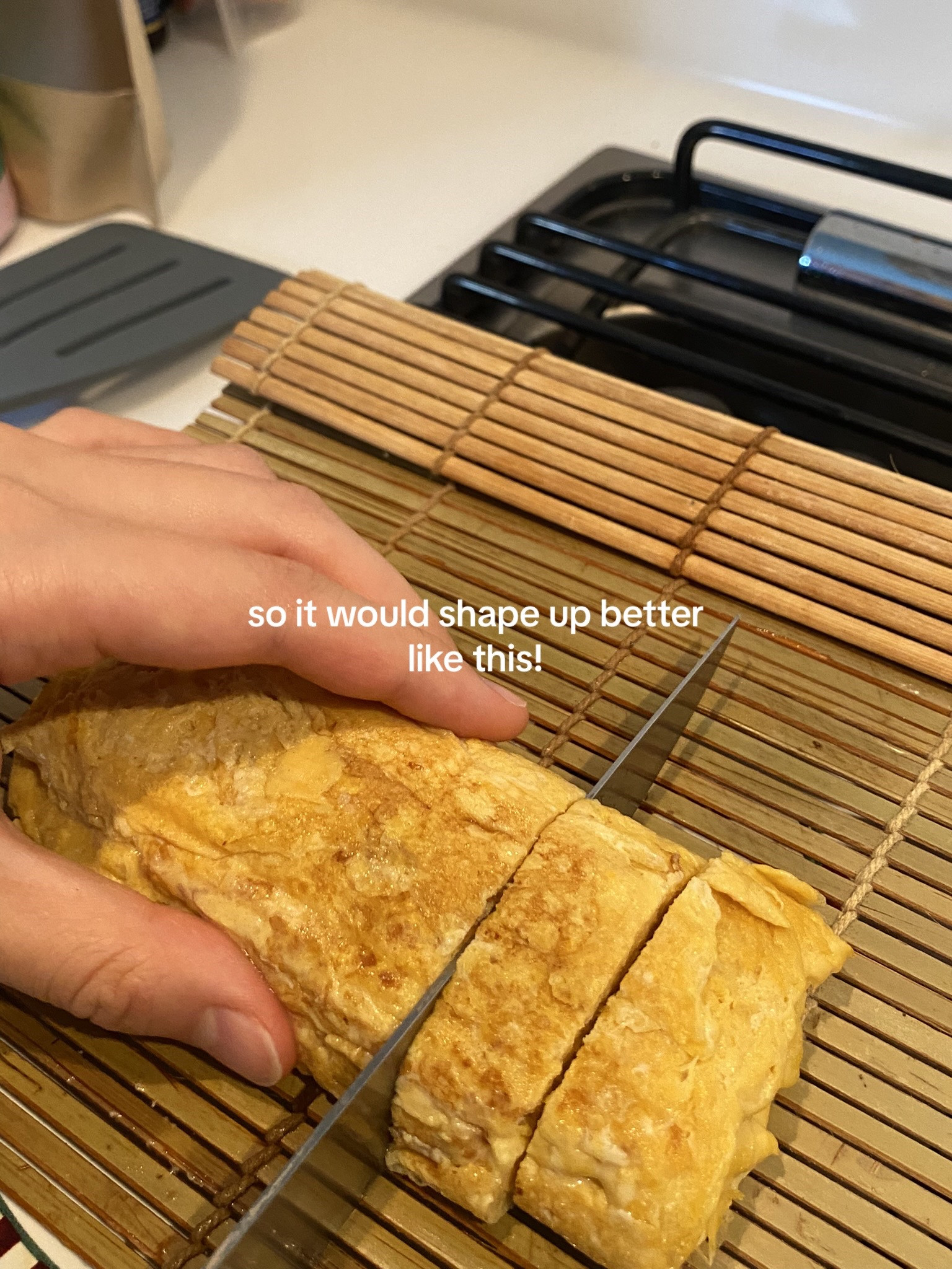 How to make Tamagoyaki: Japanese rolled omelette recipe with eggs, dashi, soy sauce and mirin for a smooth texture