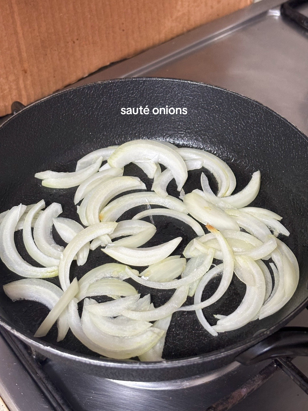 How to make Yaki Udon: A quick sweet and savoury noodle recipe with vegetables
