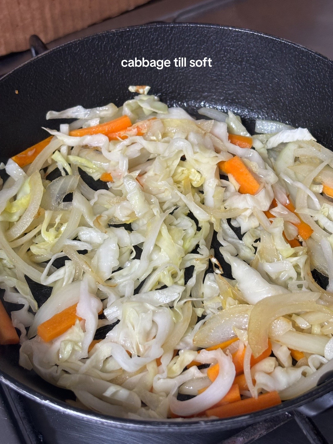 How to make Yaki Udon: A quick sweet and savoury noodle recipe with vegetables