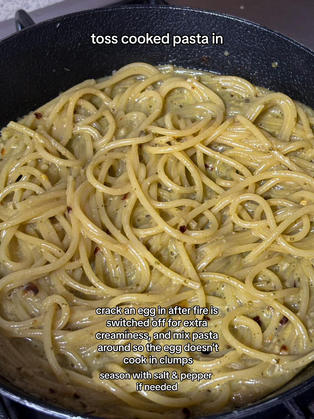 How to plate pesto pasta with minced garlic and Barilla Genovese sauce