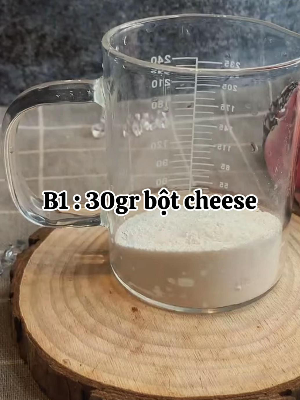 Hướng dẫn cách làm Cà Phê Kem Nâu thơm ngon với bột cheese, sữa đặc và cà phê