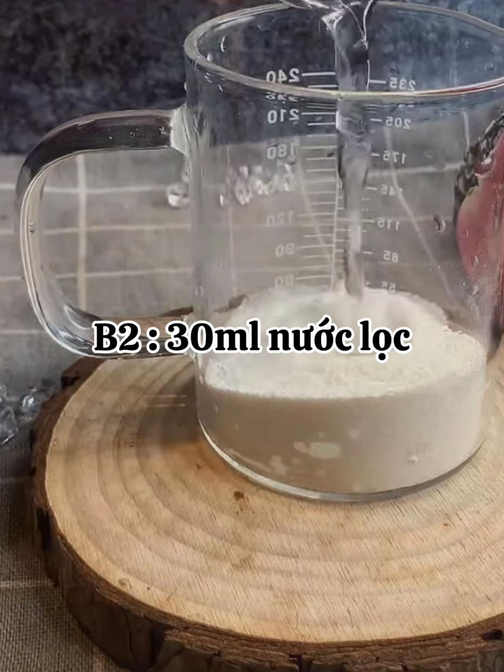 Hướng dẫn cách làm Cà Phê Kem Nâu thơm ngon với bột cheese, sữa đặc và cà phê