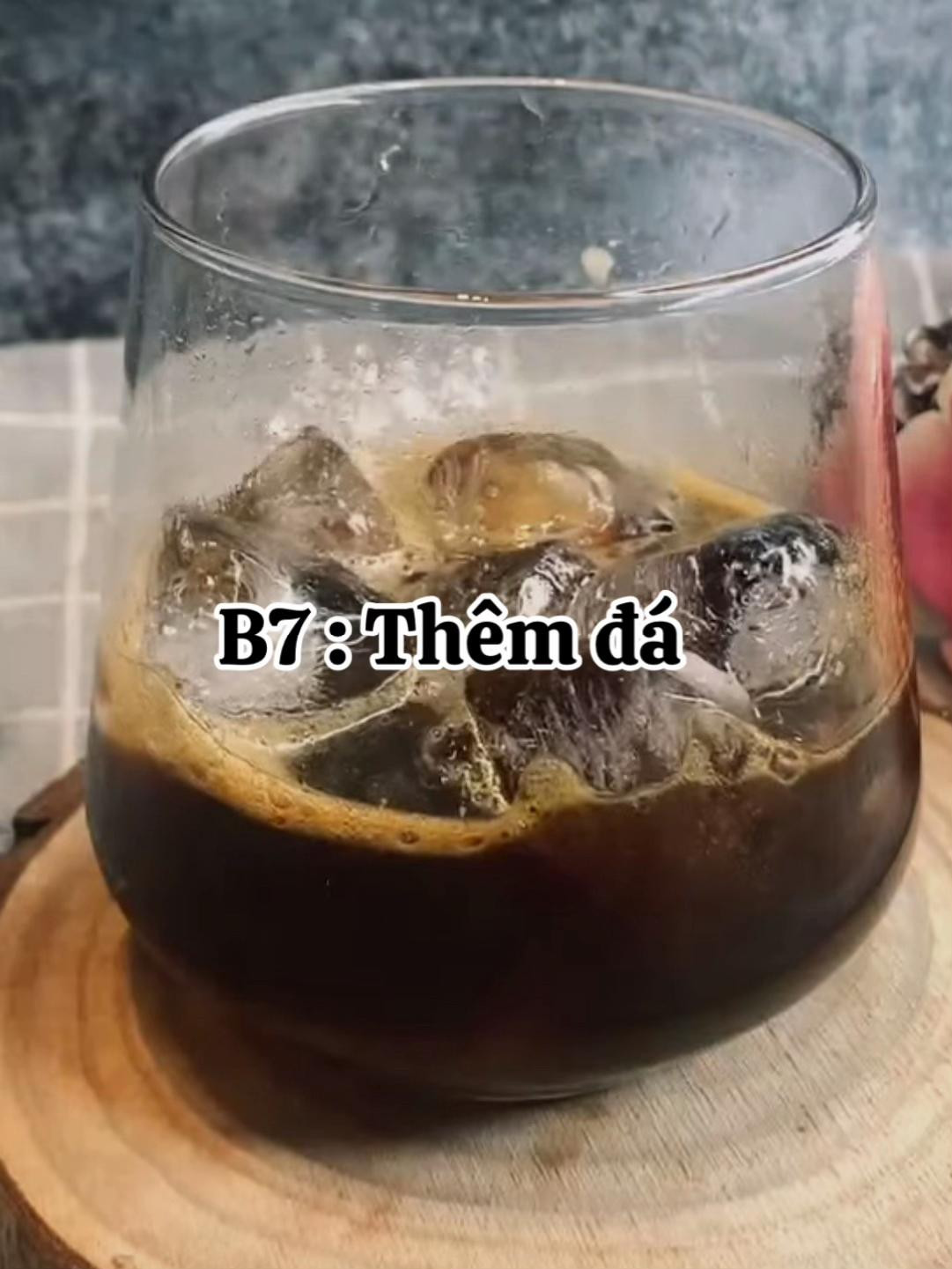 Hướng dẫn cách làm Cà Phê Kem Nâu thơm ngon với bột cheese, sữa đặc và cà phê