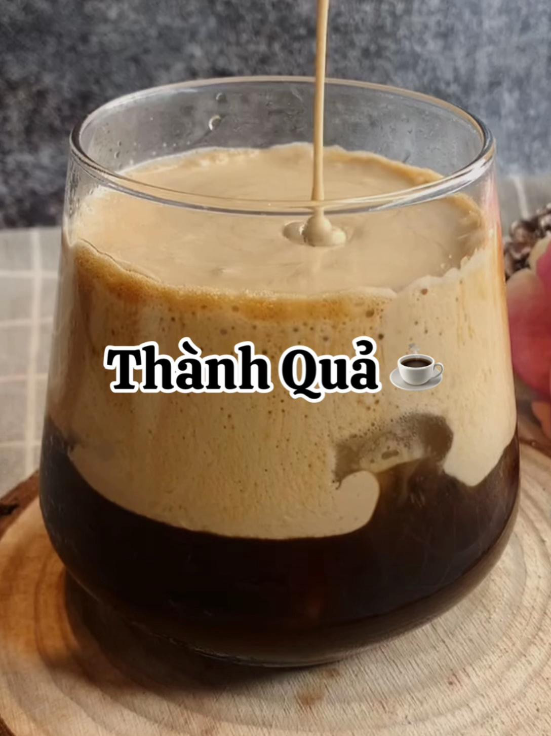 Hướng dẫn cách làm Cà Phê Kem Nâu thơm ngon với bột cheese, sữa đặc và cà phê