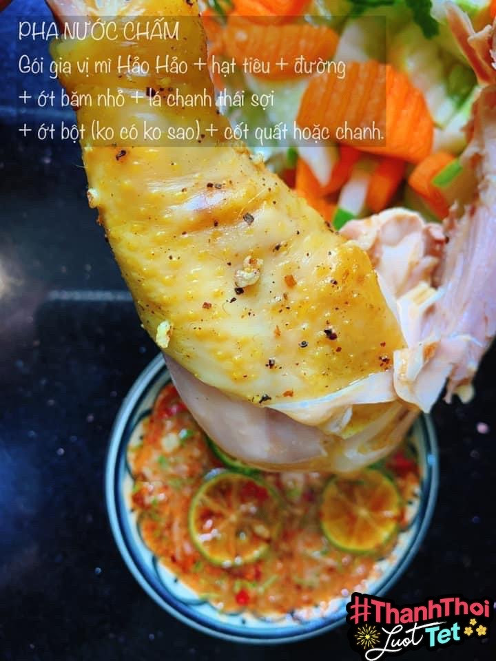 Hướng dẫn cách làm Gà Luột Tết thơm ngon với công thức ướp gia vị và nước chấm chuẩn vị