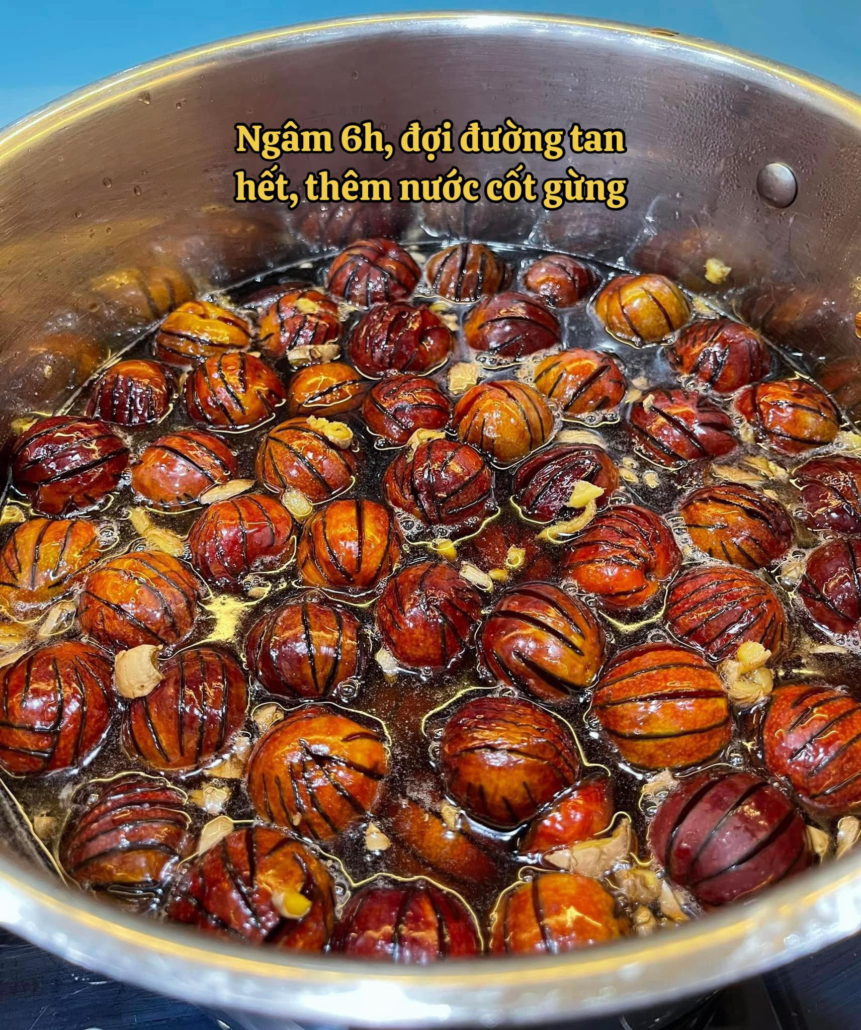 Hướng dẫn cách làm ô mai mận mặn xào gừng ngon tuyệt, công thức chi tiết từ khâu sơ chế đến khi hoàn thành món ăn vặt hấp dẫn