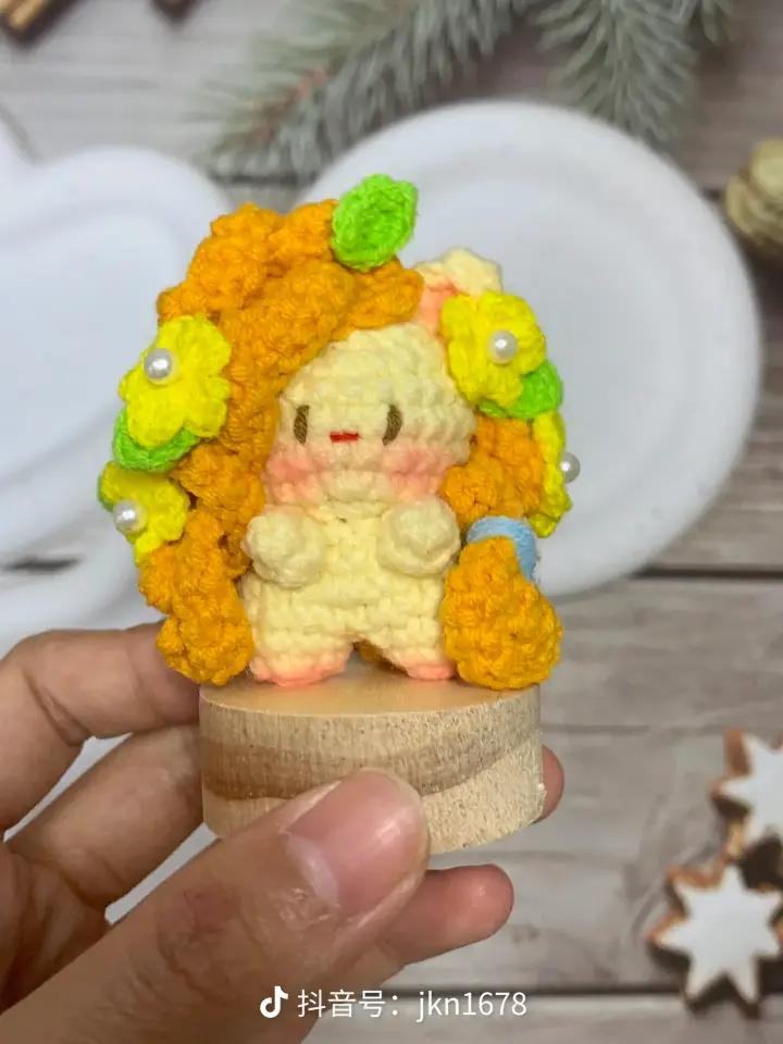 Hướng dẫn chi tiết cách móc búp bê Pony Rainbow Dash với màu sắc rực rỡ