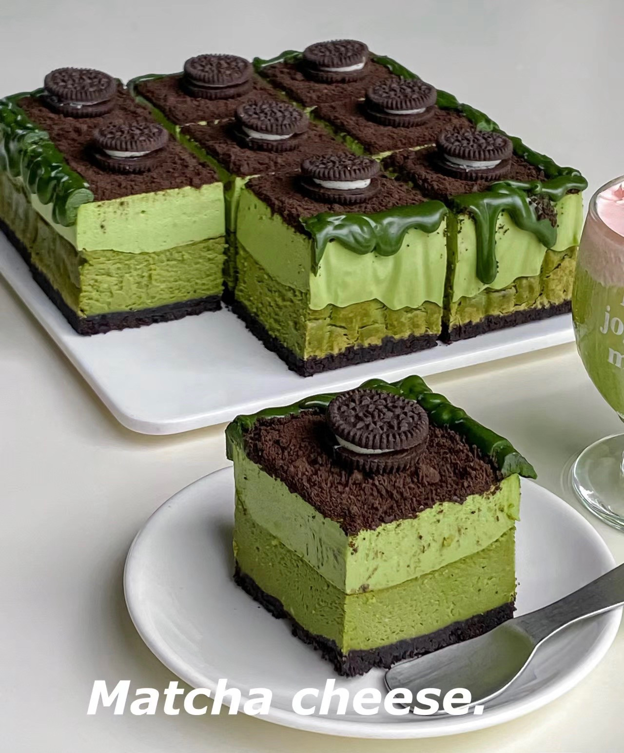 Hướng dẫn làm bánh Matcha Cheese Cake với đế Oreo và lớp phô mai matcha mịn màng