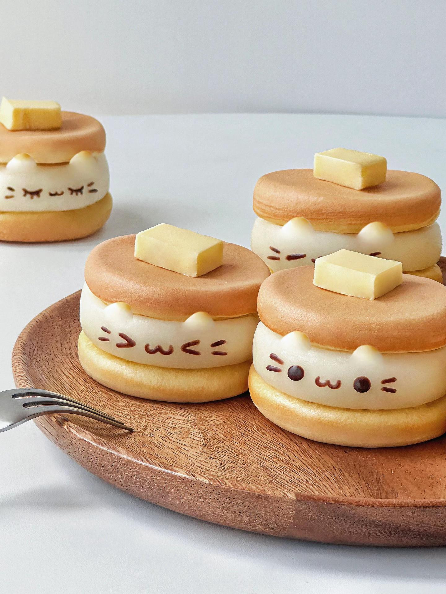 Hướng dẫn làm bánh Pancake kẹp mochi hình mèo dễ thương nhân khoai môn