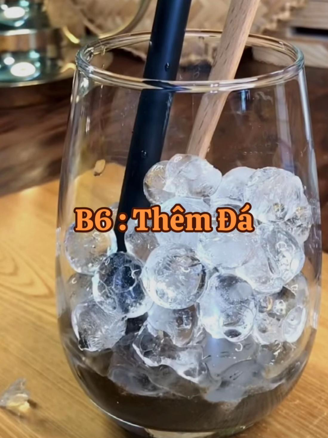 Hướng dẫn làm Cà Phê Oreo: Cách pha chế món nước ngọt ngon miệng với bánh oreo, sữa đặc và cà phê