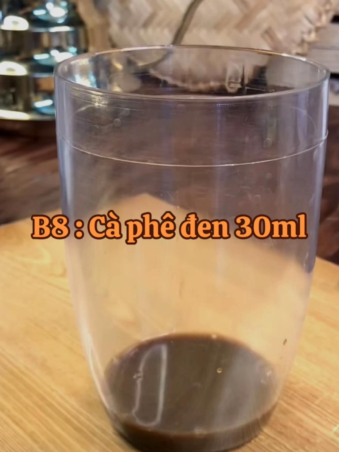 Hướng dẫn làm Cà Phê Oreo: Cách pha chế món nước ngọt ngon miệng với bánh oreo, sữa đặc và cà phê