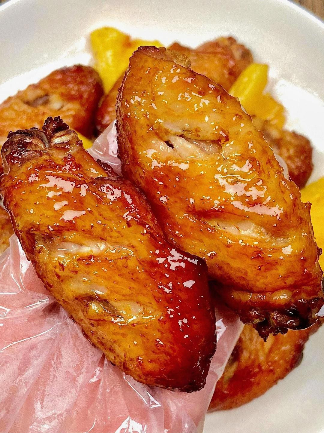 Hướng dẫn làm cánh gà nướng mật ong dứa thơm ngon, vàng óng