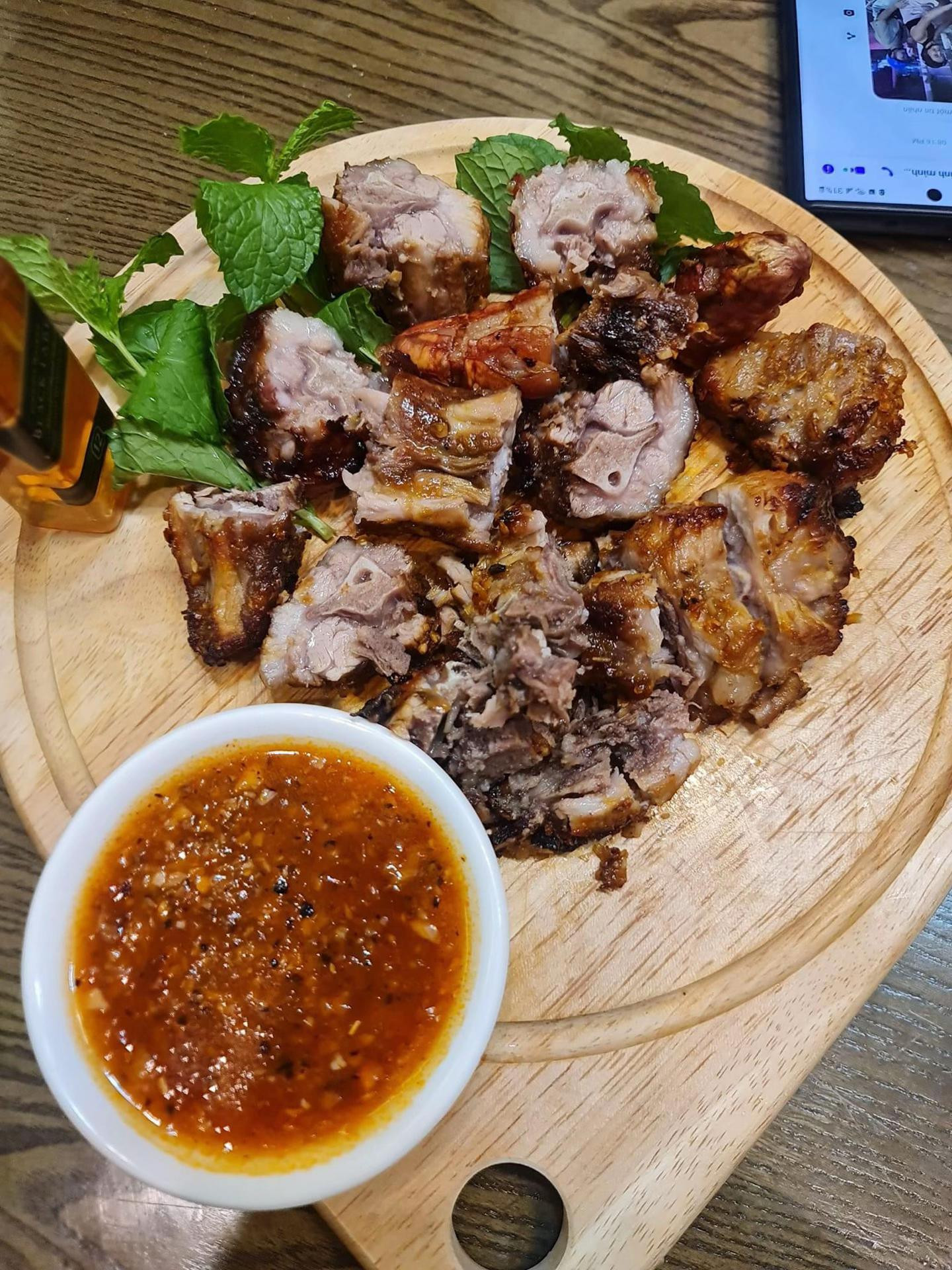 Hướng dẫn làm món đuôi cá xấu nướng giòn rụm, sốt tỏi ớt đậm đà