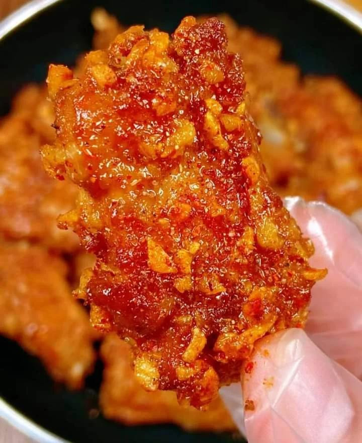Hướng dẫn làm món sườn rim tỏi giòn rụm, thơm nức mùi tỏi và gia vị
