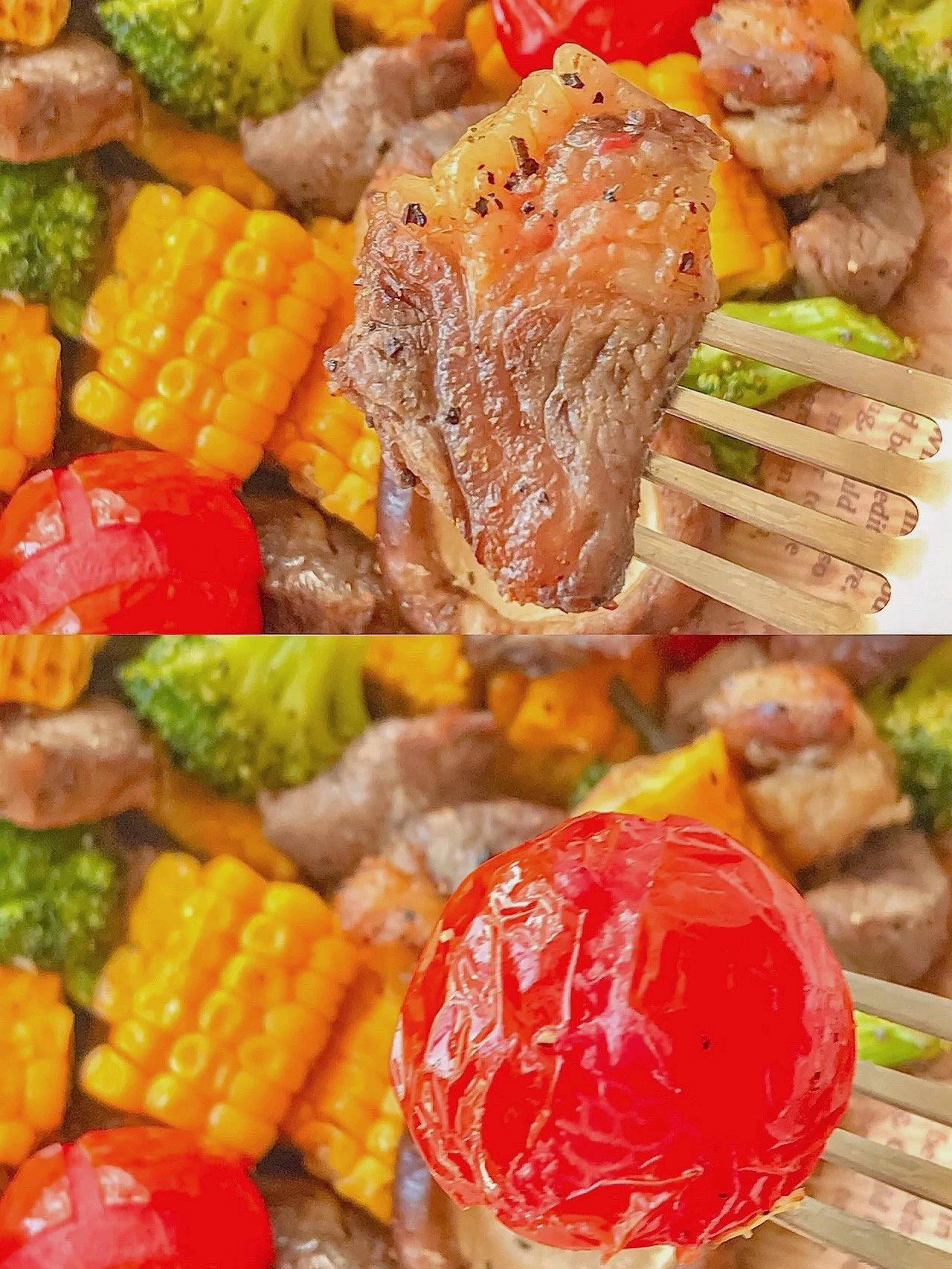 Hướng dẫn làm món thịt bò nướng phô mai kết hợp rau củ thập cẩm, nấm, ngô và cà chua bi