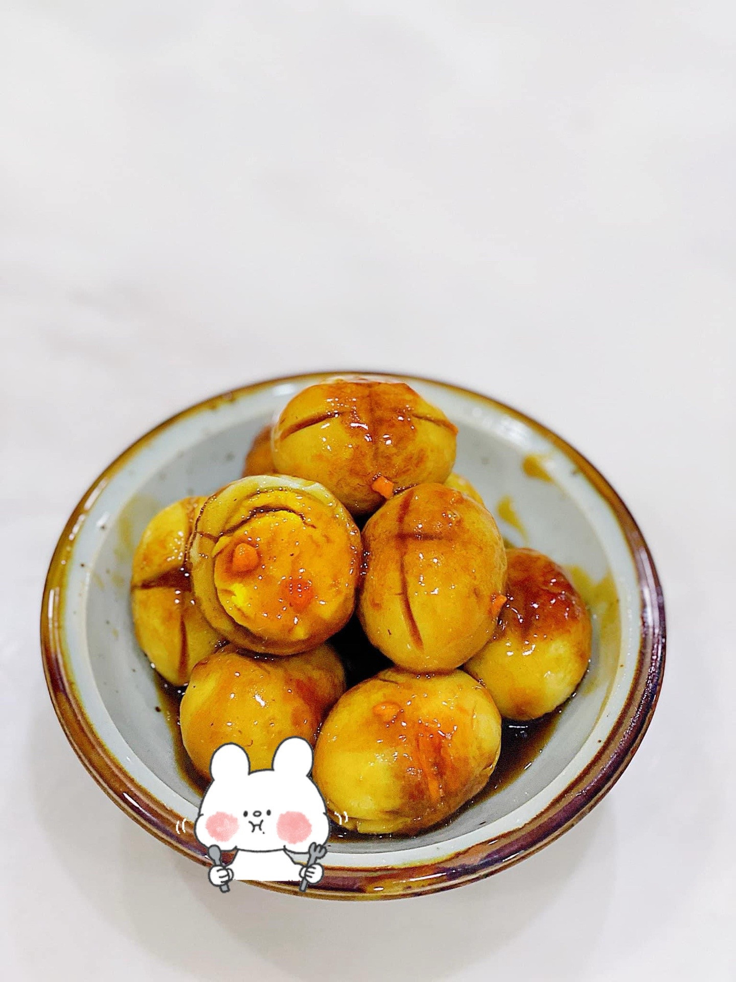 Hướng dẫn làm món Trứng Rim Me chua ngọt, cách chế biến trứng luộc chiên sơ rim nước cốt me