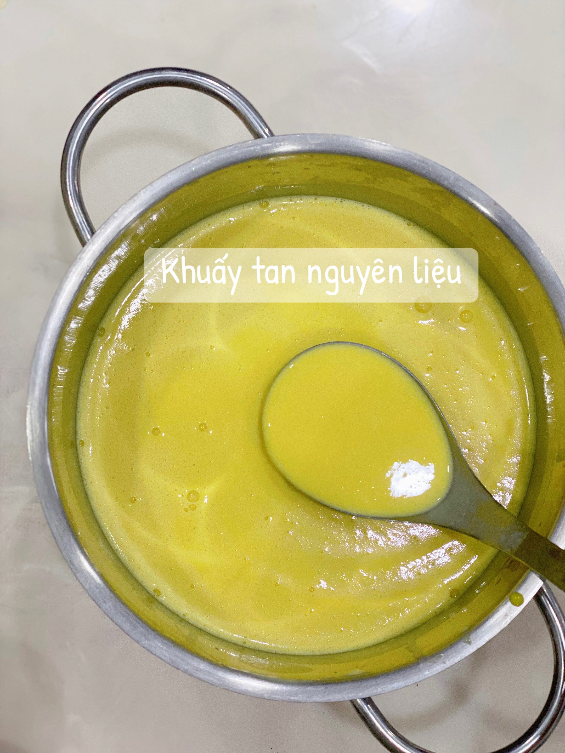 Hướng dẫn làm sữa chua xoài tự nhiên tại nhà, cách làm đơn giản với sữa tươi và cơm xoài thơm ngon