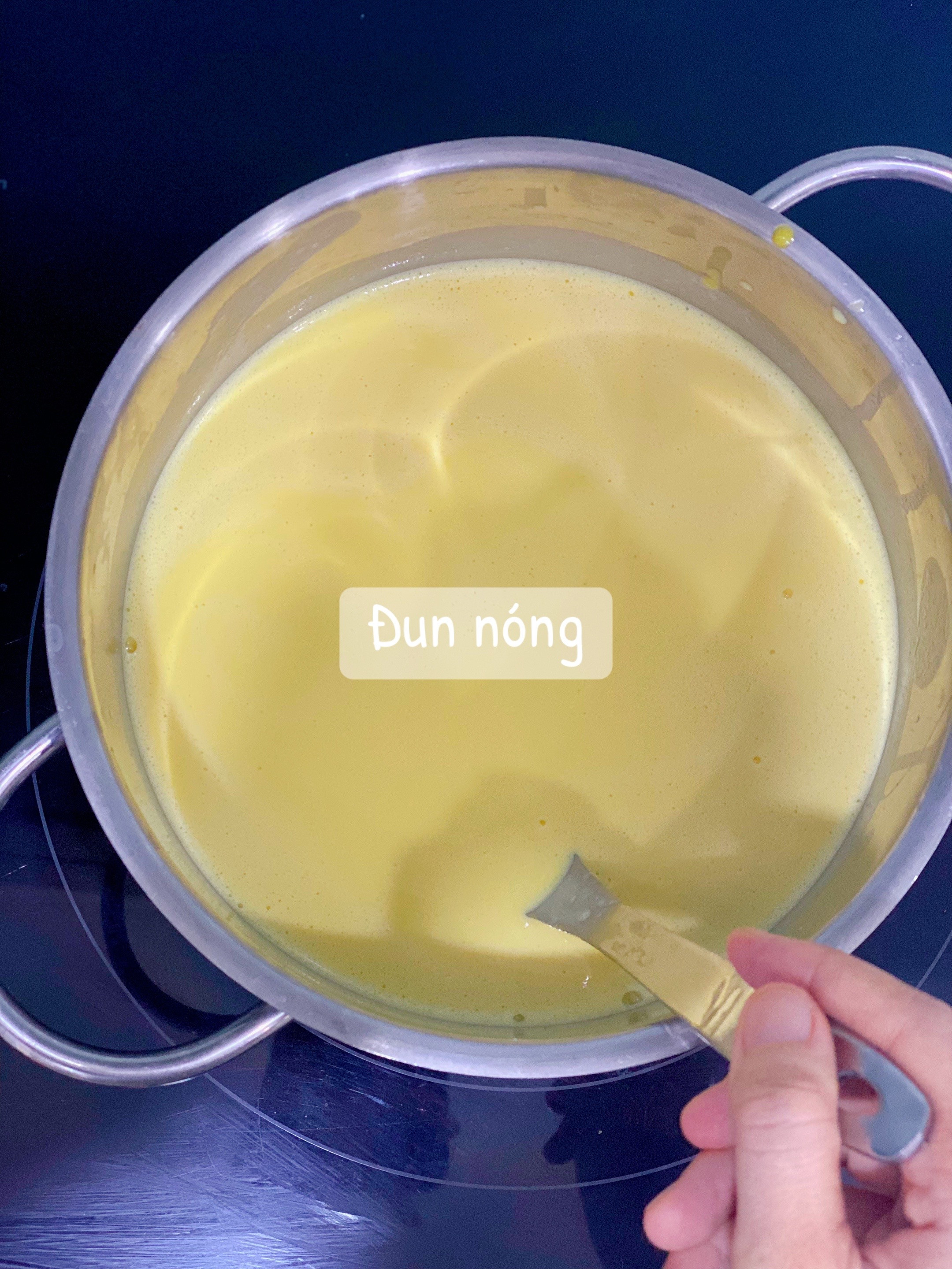 Hướng dẫn làm sữa chua xoài tự nhiên tại nhà, cách làm đơn giản với sữa tươi và cơm xoài thơm ngon