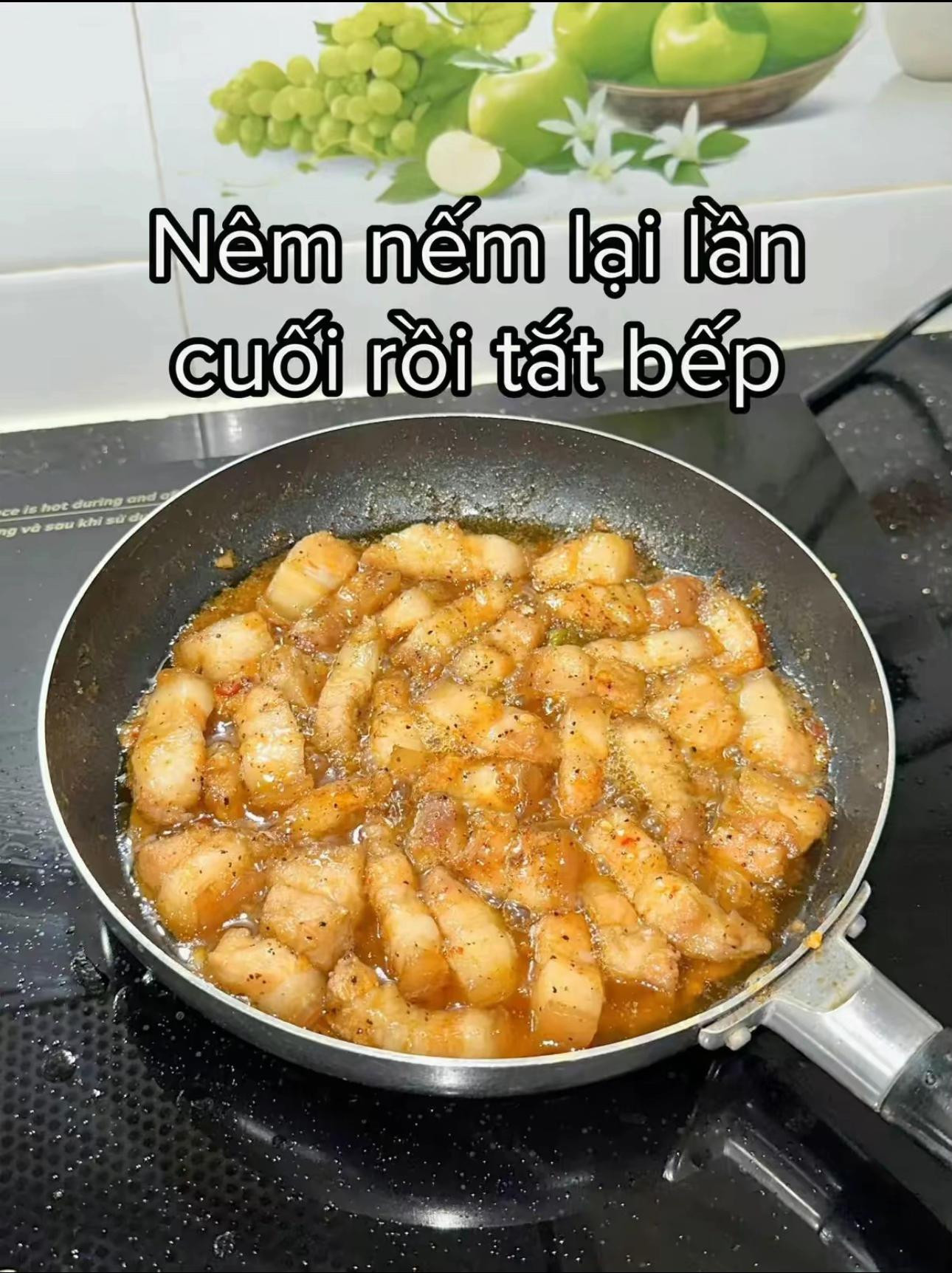 Hướng dẫn làm thịt ba chỉ rim nước mắm, tương ớt và tiêu