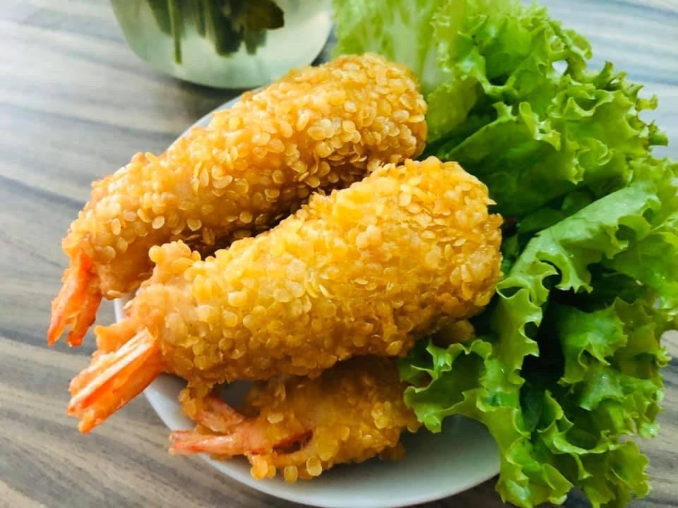 Hướng dẫn làm tôm bọc chả cá tươi chiên xù trân châu giòn rụm
