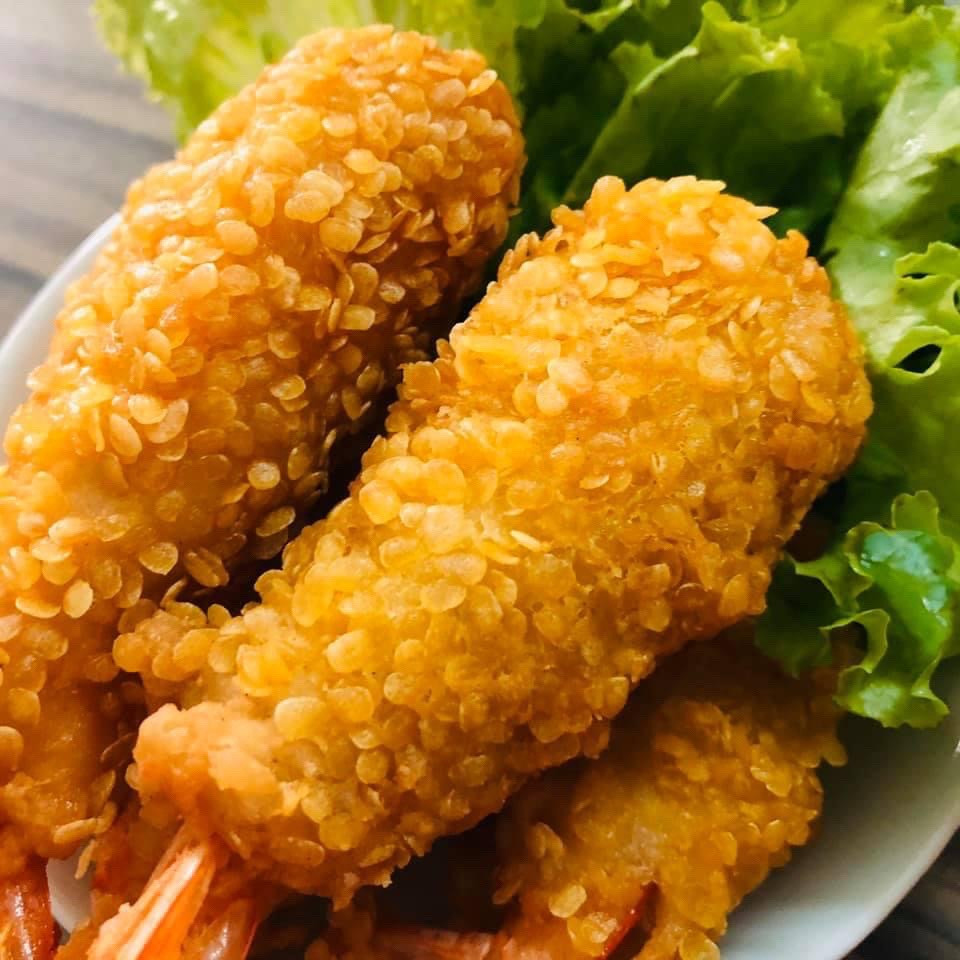 Hướng dẫn làm tôm bọc chả cá tươi chiên xù trân châu giòn rụm