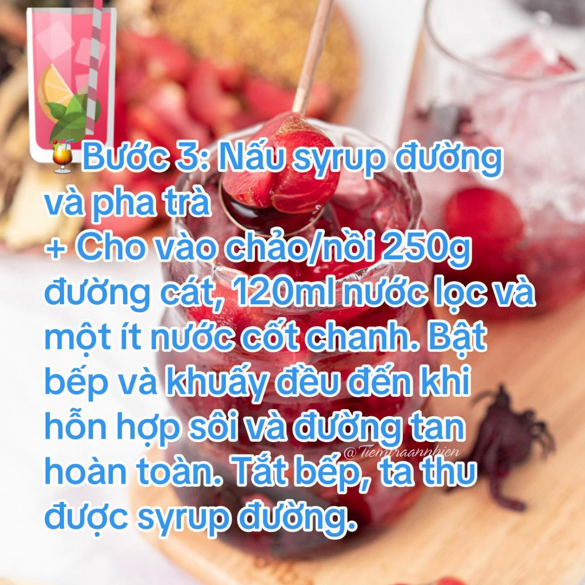 Hướng dẫn làm trà mận giải khát với hồng trà, sirup việt quất và trân châu trắng