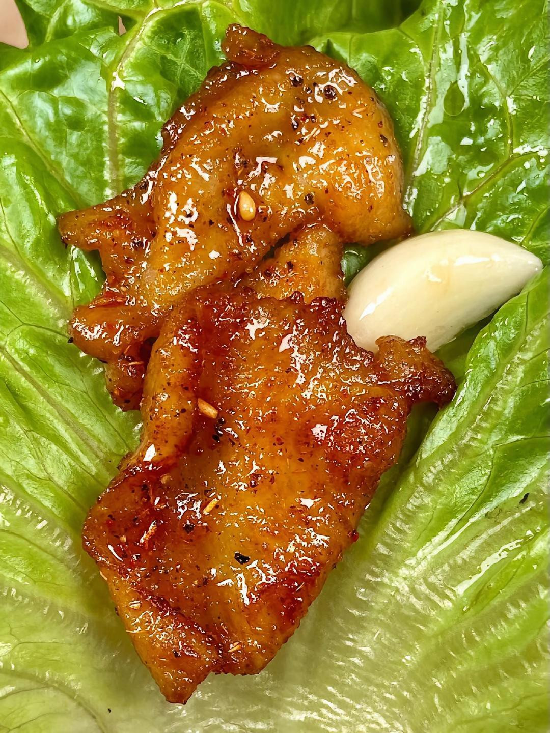 Hướng dẫn làm ức gà thái lát chiên giòn, tẩm bột orleans và ngũ vị hương thơm ngon