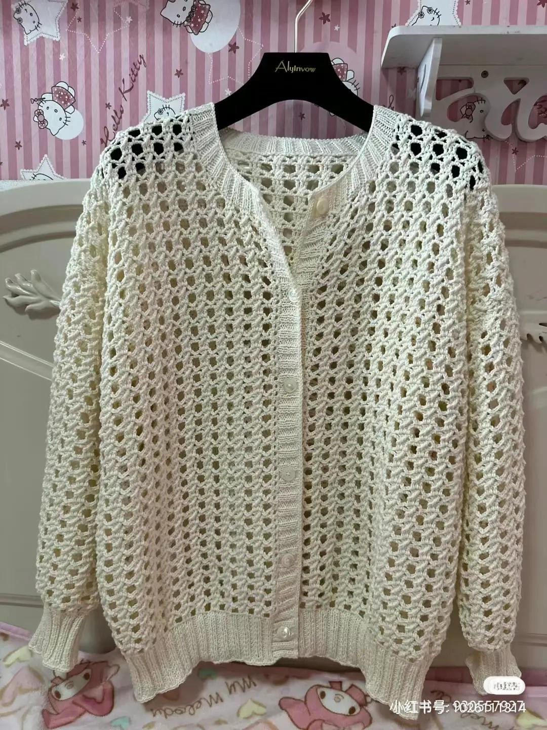 Hướng dẫn móc áo len cardigan dài tay màu trắng, họa tiết mắt lưới thoáng mát