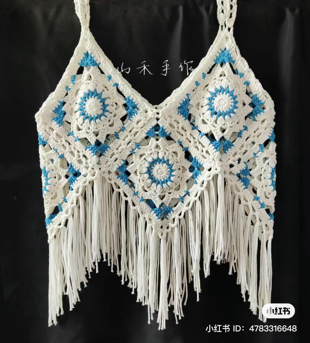 Hướng dẫn móc áo yếm bohemian họa tiết granny square màu trắng xanh với tua rua