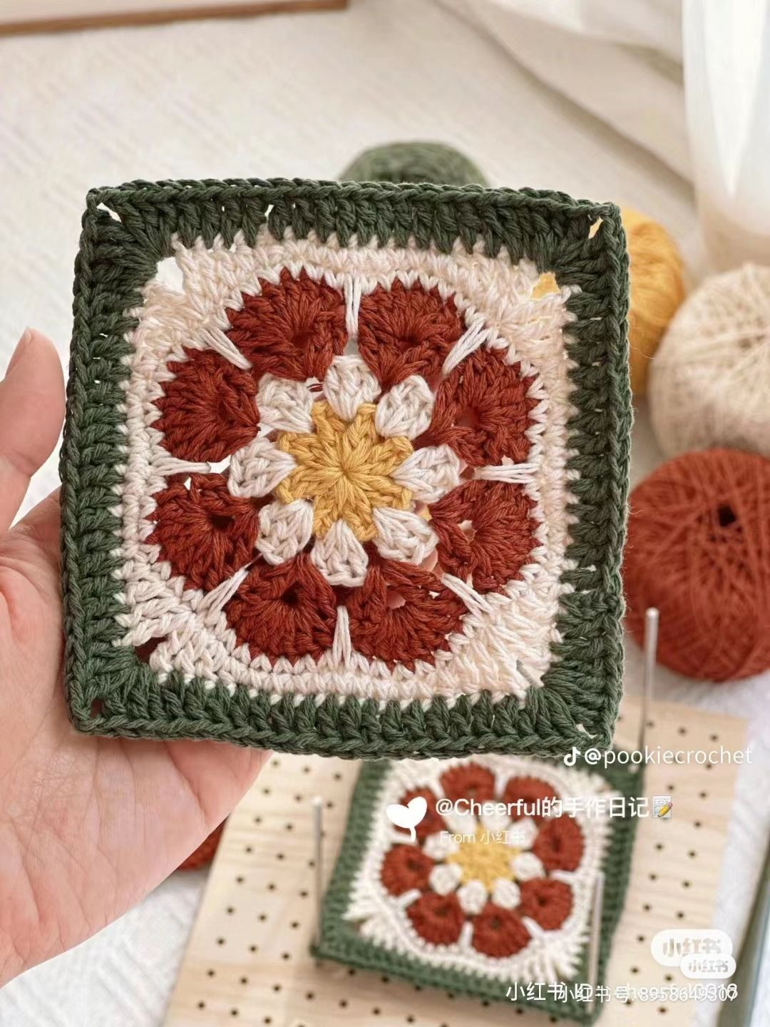 Hướng dẫn móc áo yếm trắng và túi tote kèm búp bê thỏ