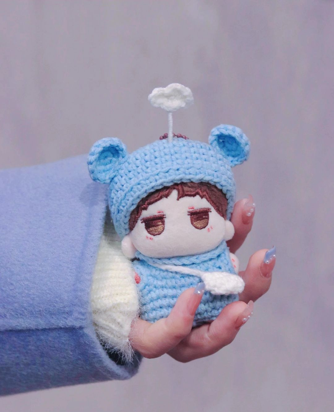 Hướng dẫn móc bộ đồ gấu xanh cho búp bê với mây