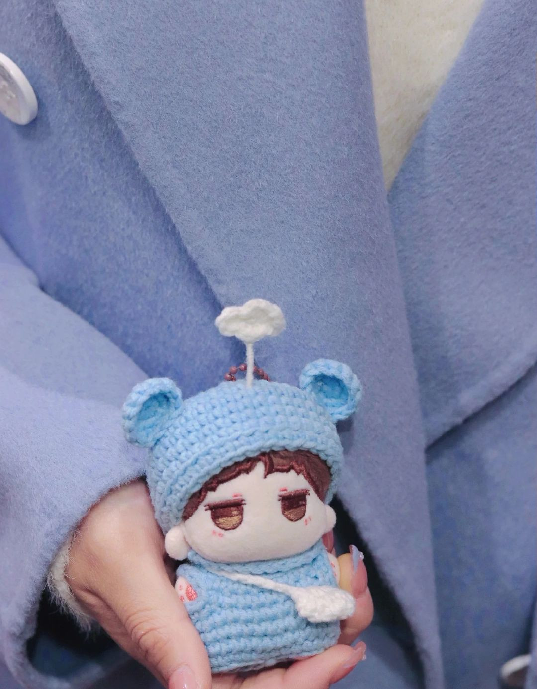 Hướng dẫn móc bộ đồ gấu xanh cho búp bê với mây