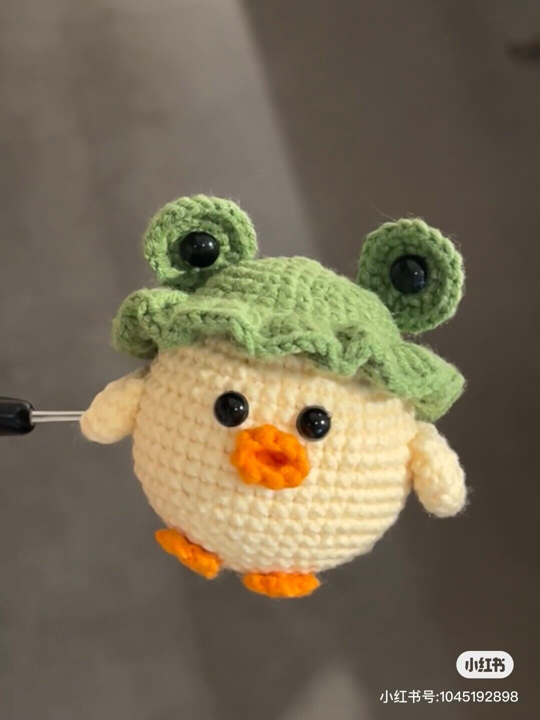 Hướng dẫn móc búp bê gà mũ ếch dễ thương