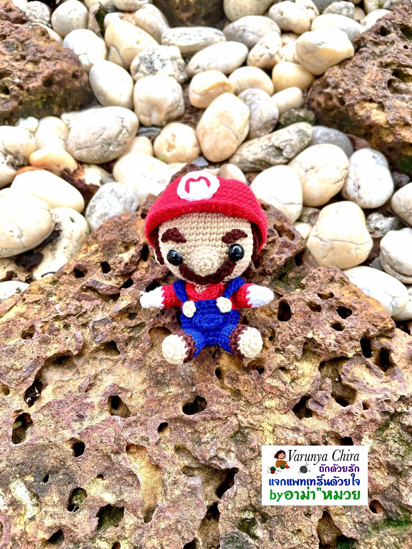 Hướng dẫn móc búp bê Mario màu đỏ xanh