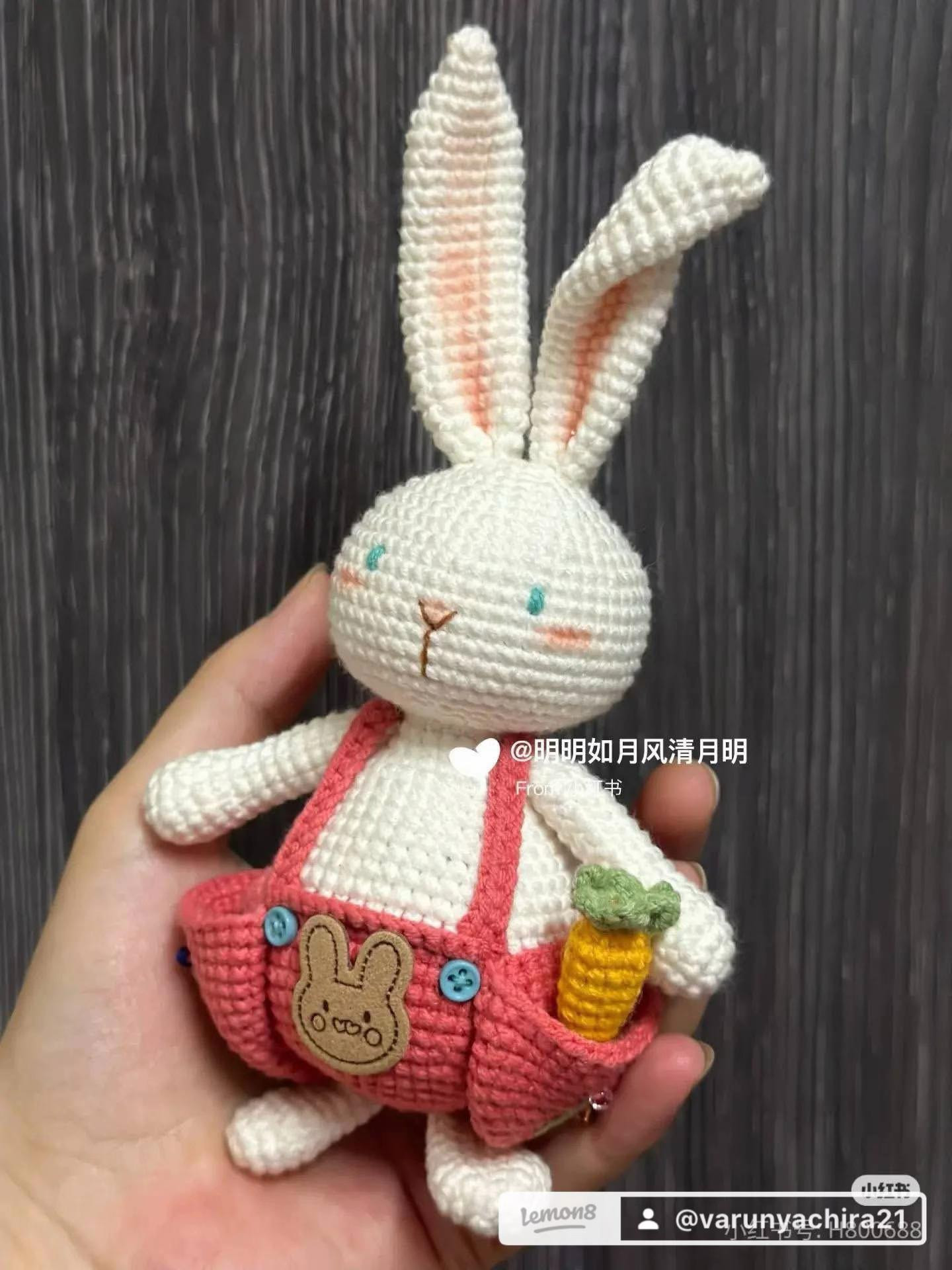 Hướng dẫn móc búp bê thỏ mặc quần yếm màu hồng