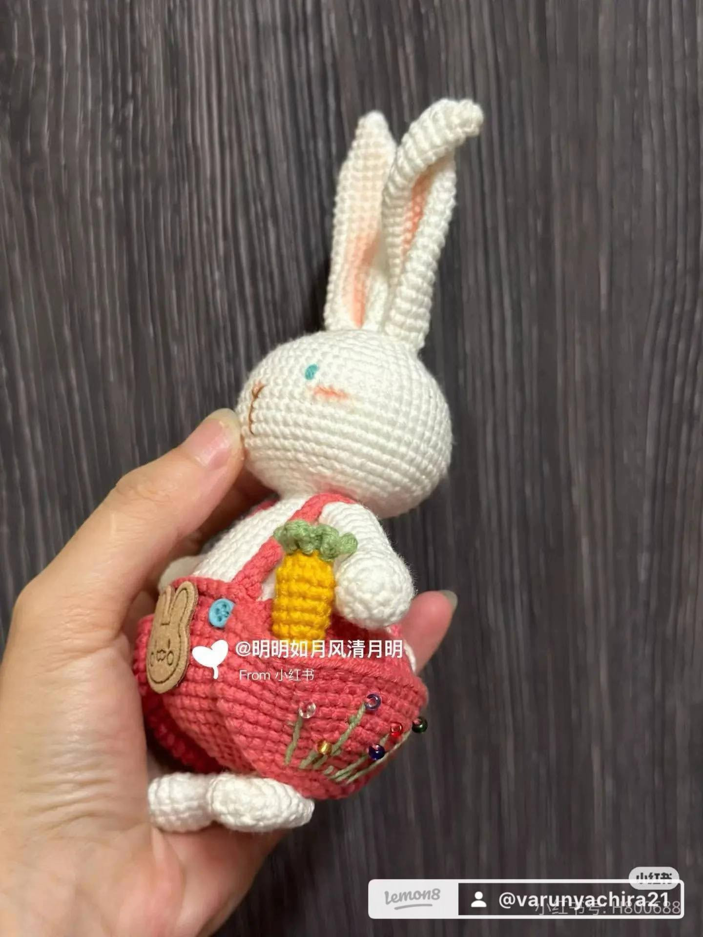 Hướng dẫn móc búp bê thỏ mặc quần yếm màu hồng