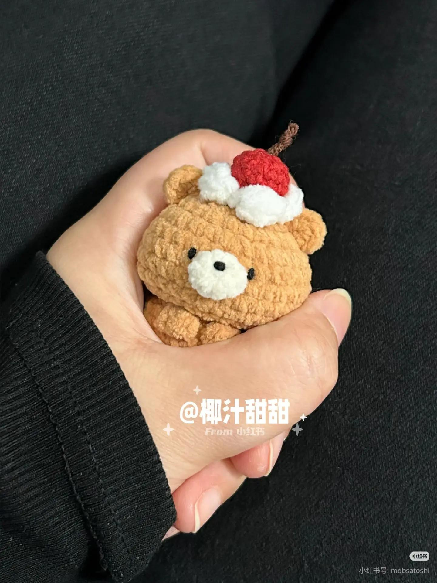 Hướng dẫn móc gấu mini dễ thương đội mũ kem