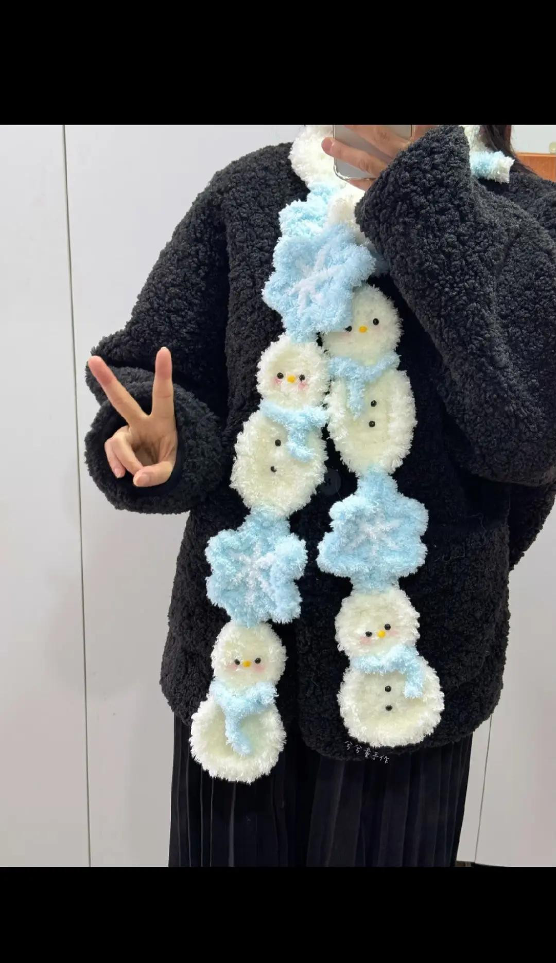 Hướng dẫn móc khăn len người tuyết và hoa tuyết