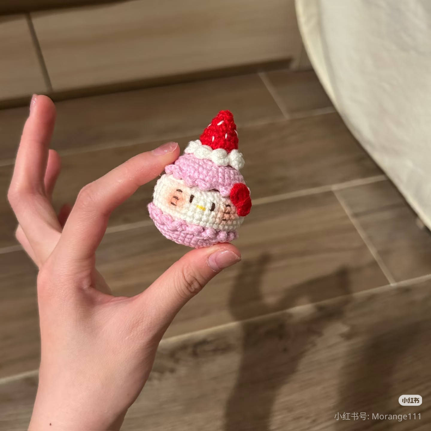 Hướng dẫn móc len Bánh Macaron Kitty dễ thương