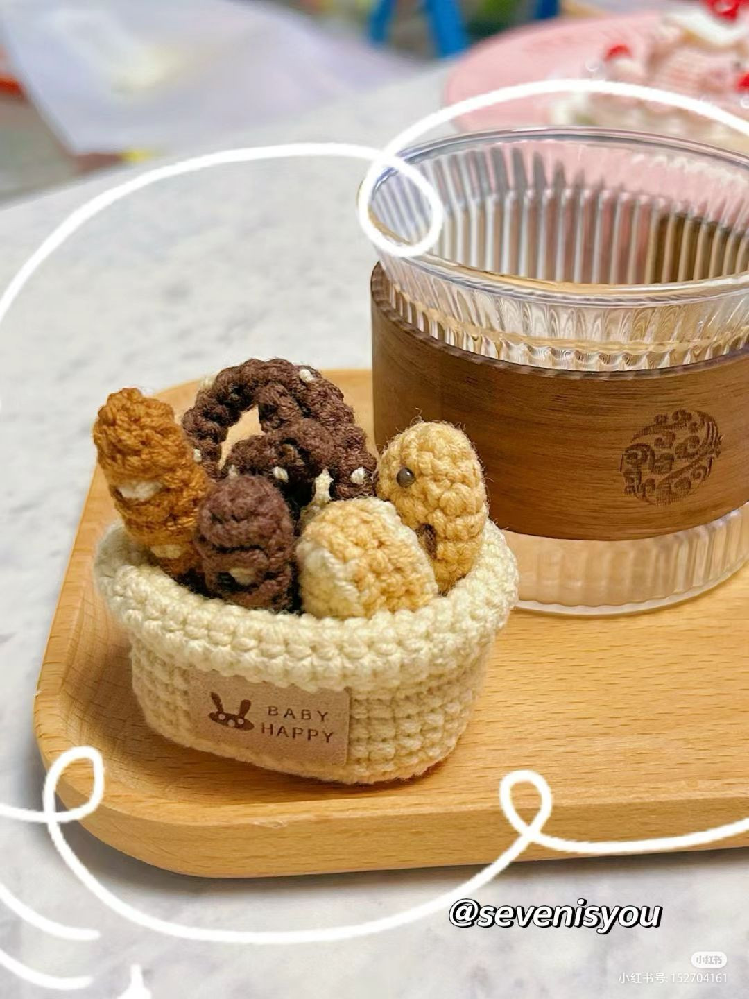 Hướng dẫn móc len bánh mì, pretzel và taiyaki