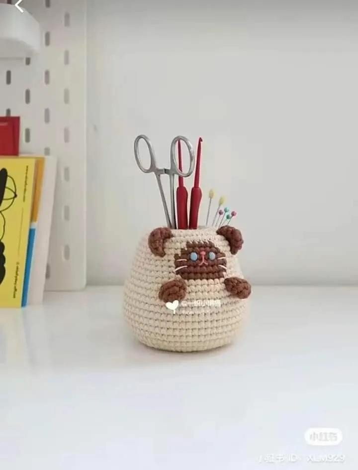 Hướng dẫn móc len bình đựng đồ hình mèo dễ thương