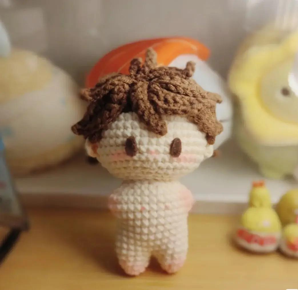 Hướng dẫn móc len búp bê Amigurumi cute, tóc nâu và xám