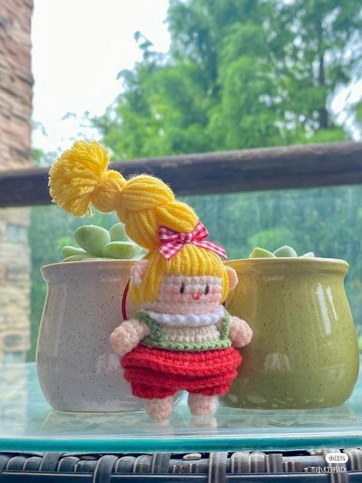 Hướng dẫn móc len búp bê bạn đẹp số 1 và số 2