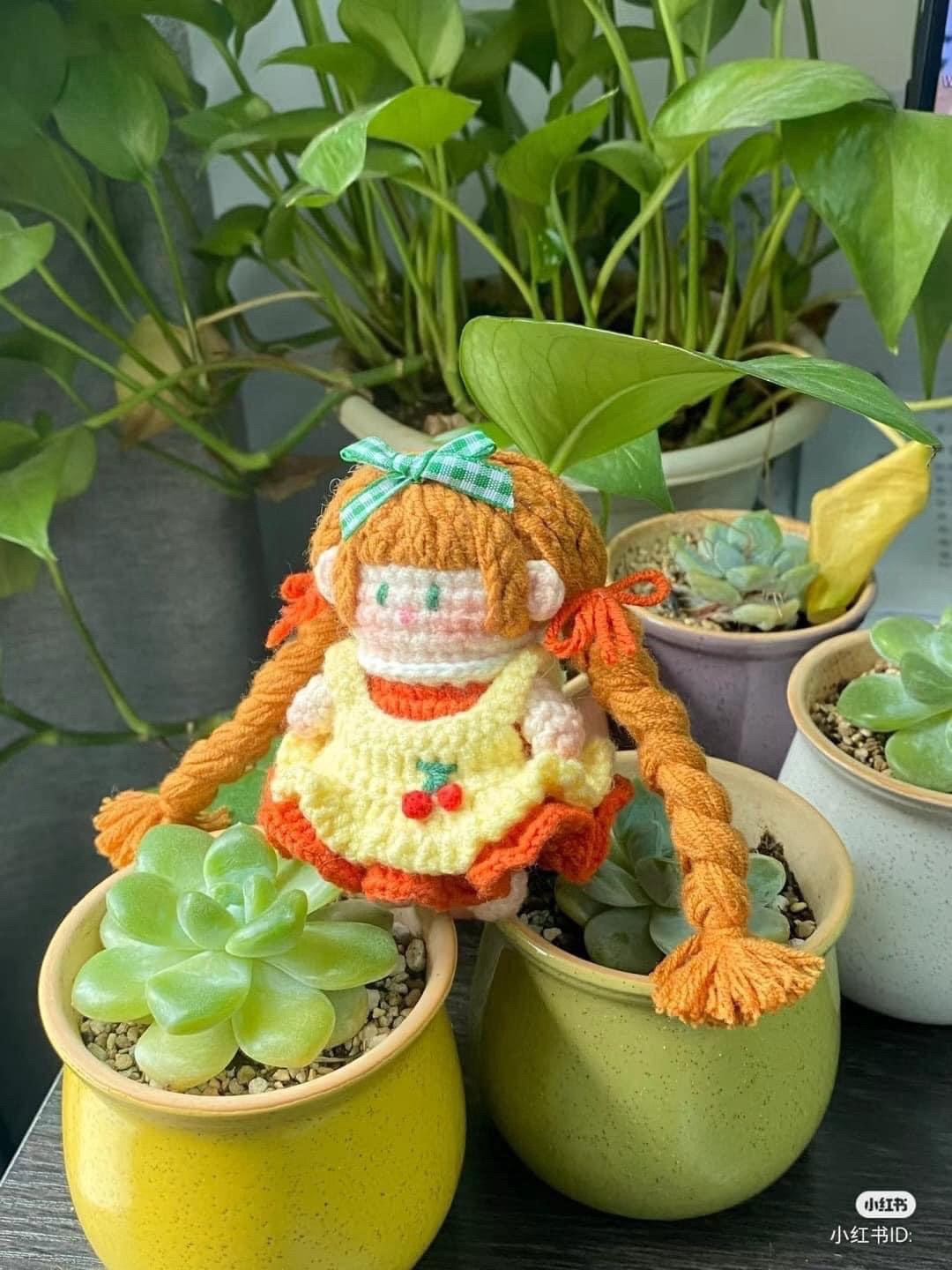 Hướng dẫn móc len búp bê bạn đẹp số 1 và số 2