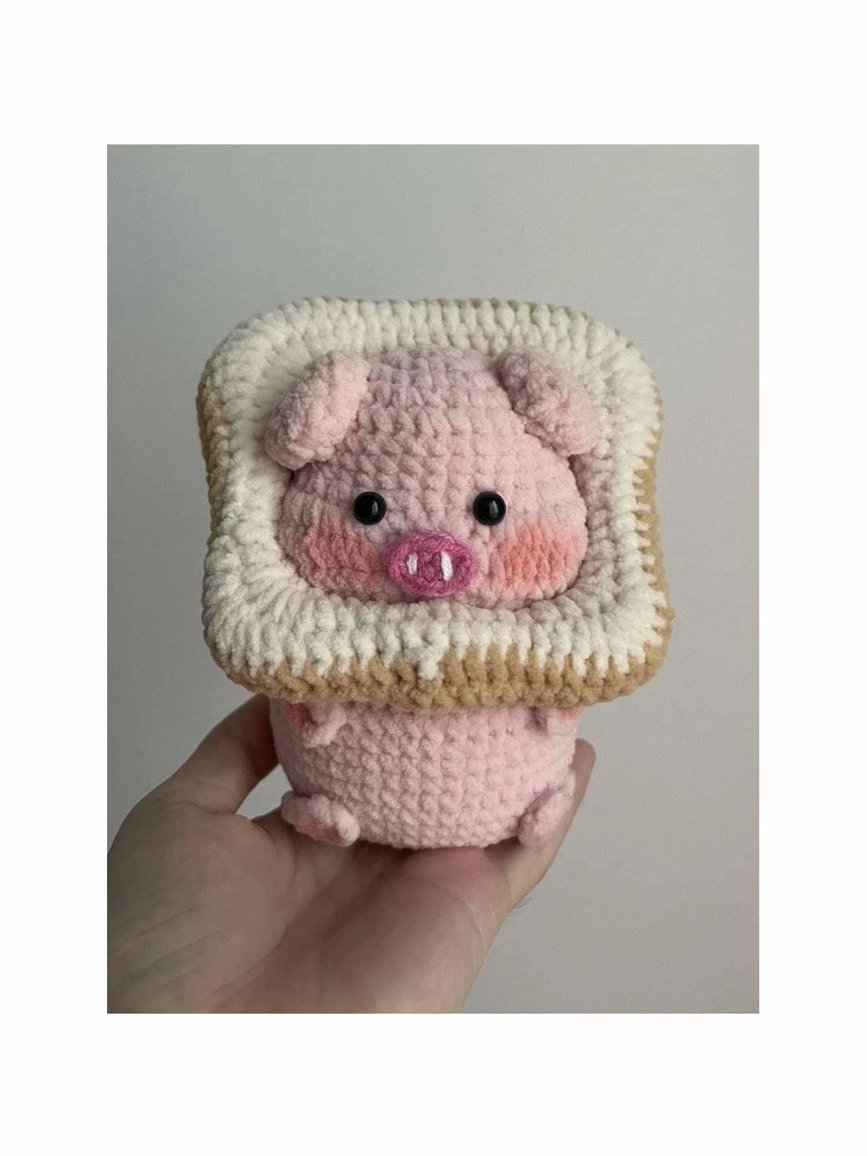 Hướng dẫn móc len búp bê heo mặc mũ bánh mì sandwich màu hồng dễ thương