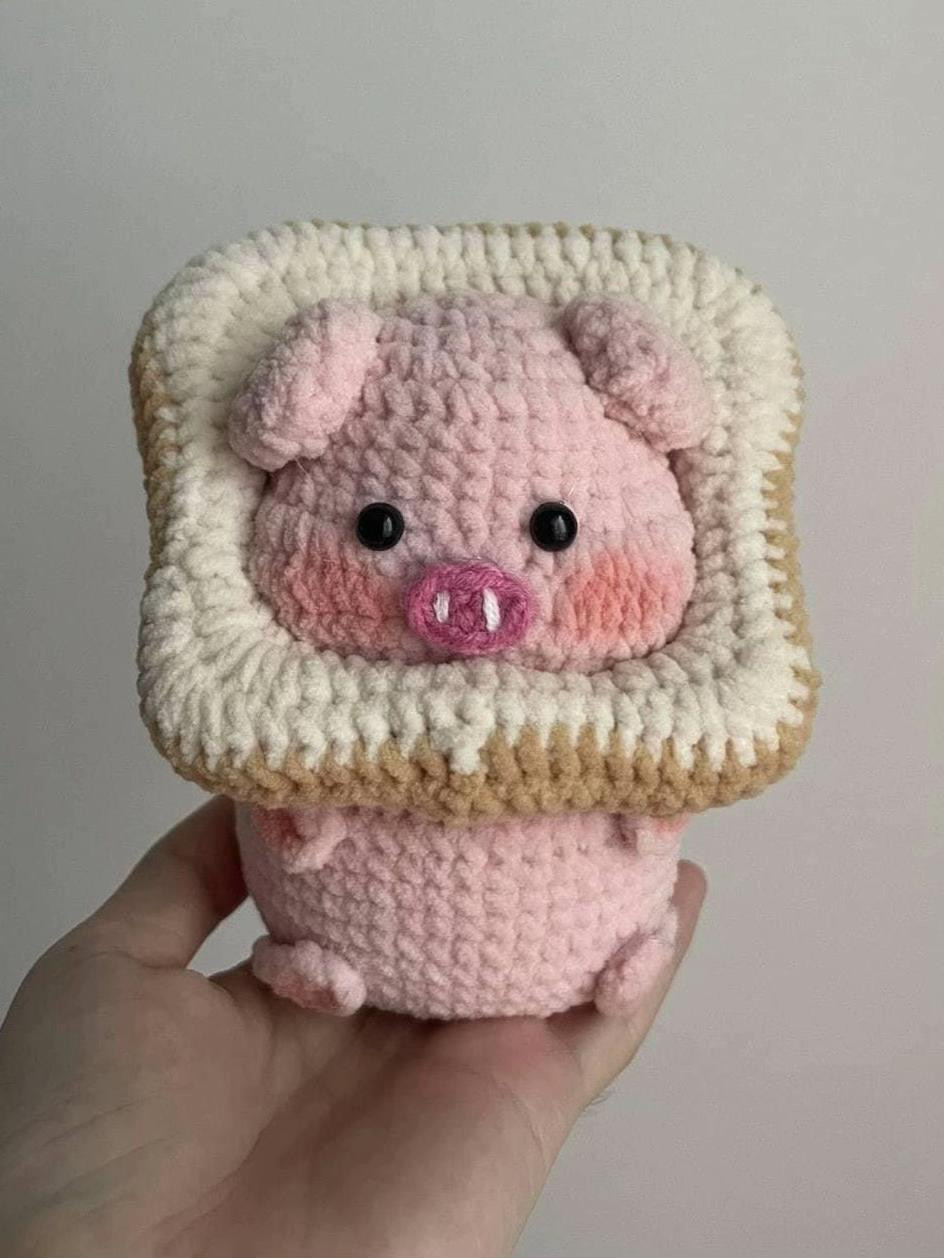 Hướng dẫn móc len búp bê heo mặc mũ bánh mì sandwich màu hồng dễ thương