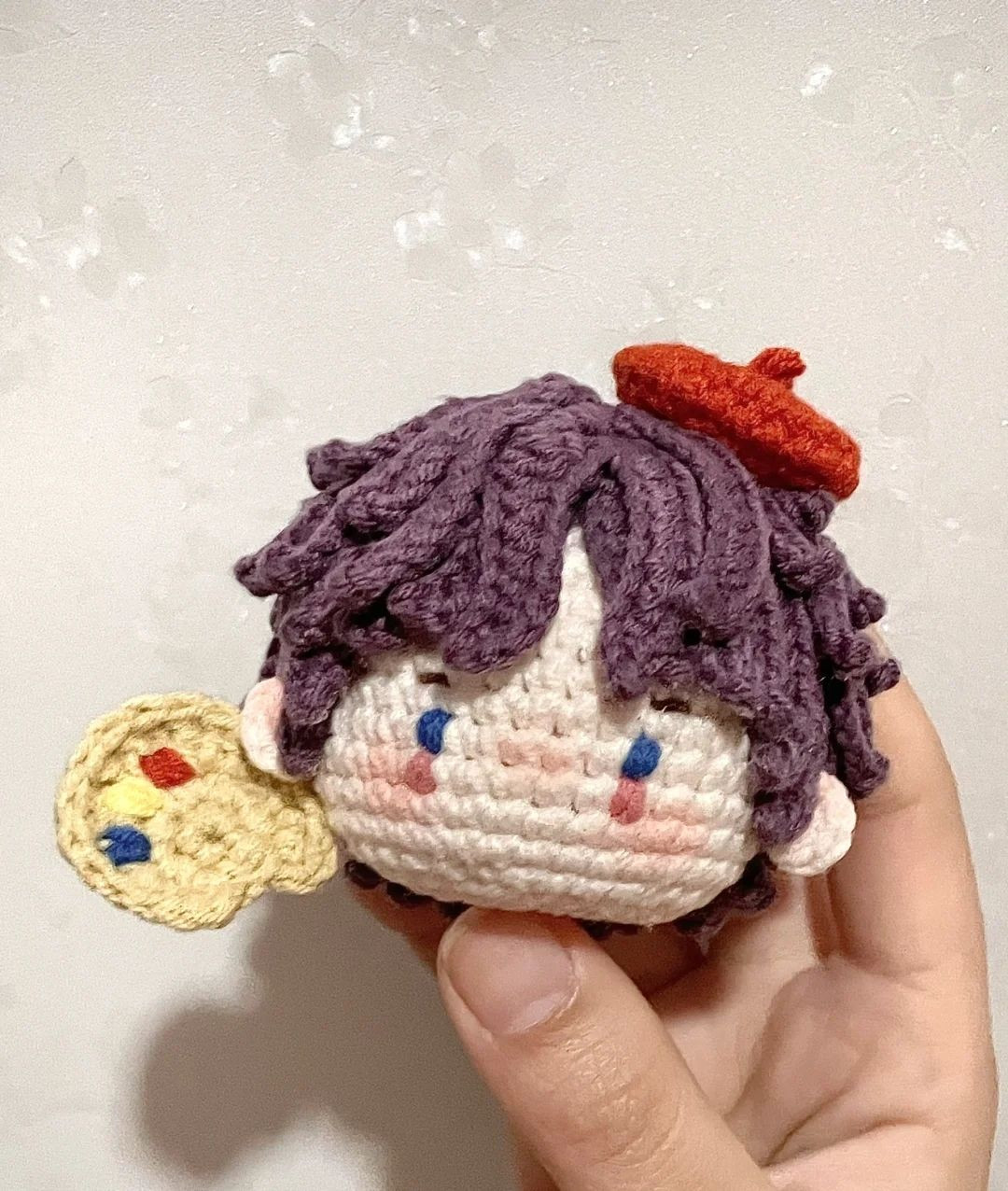 Hướng dẫn móc len búp bê họa sĩ tóc tím