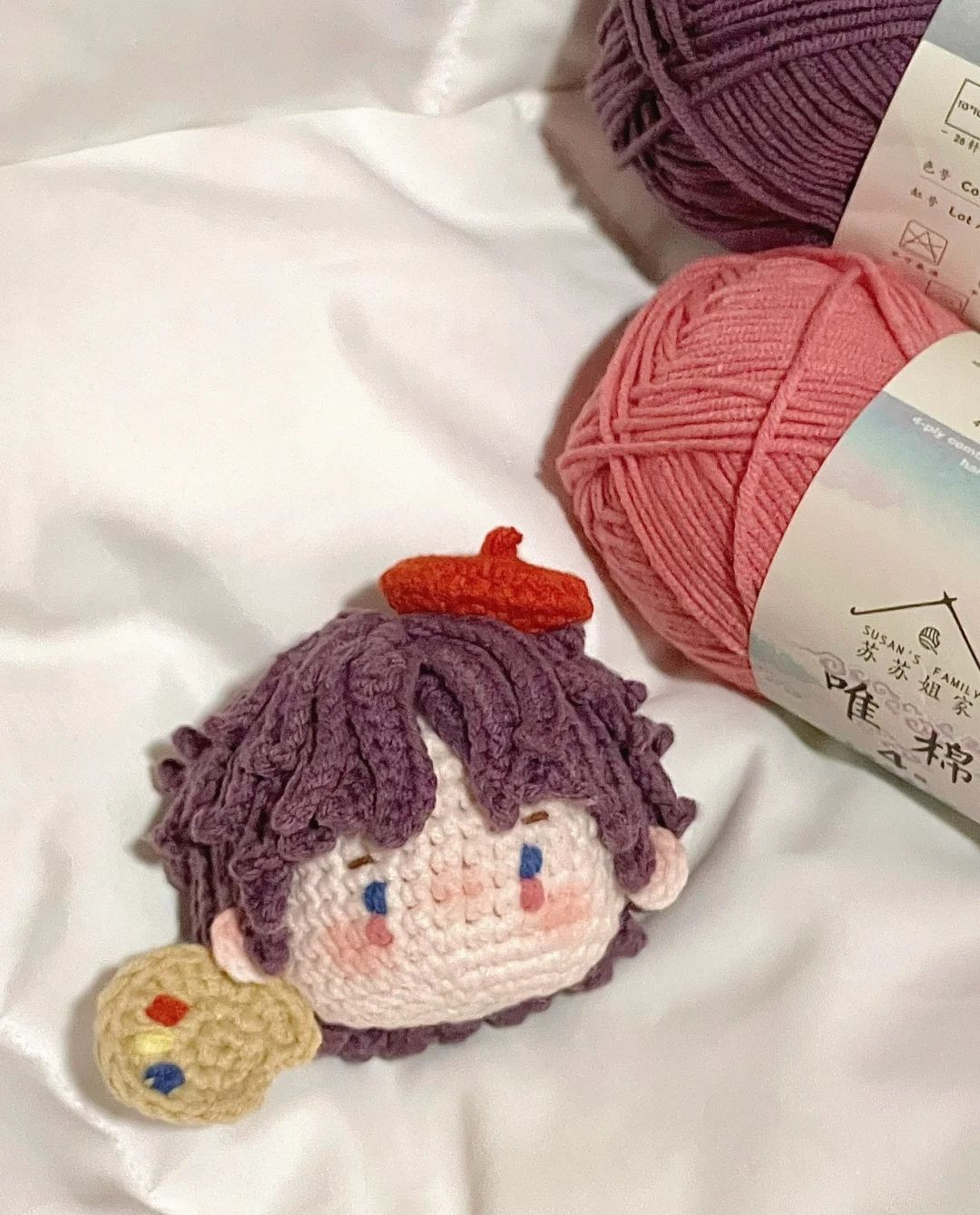 Hướng dẫn móc len búp bê họa sĩ tóc tím